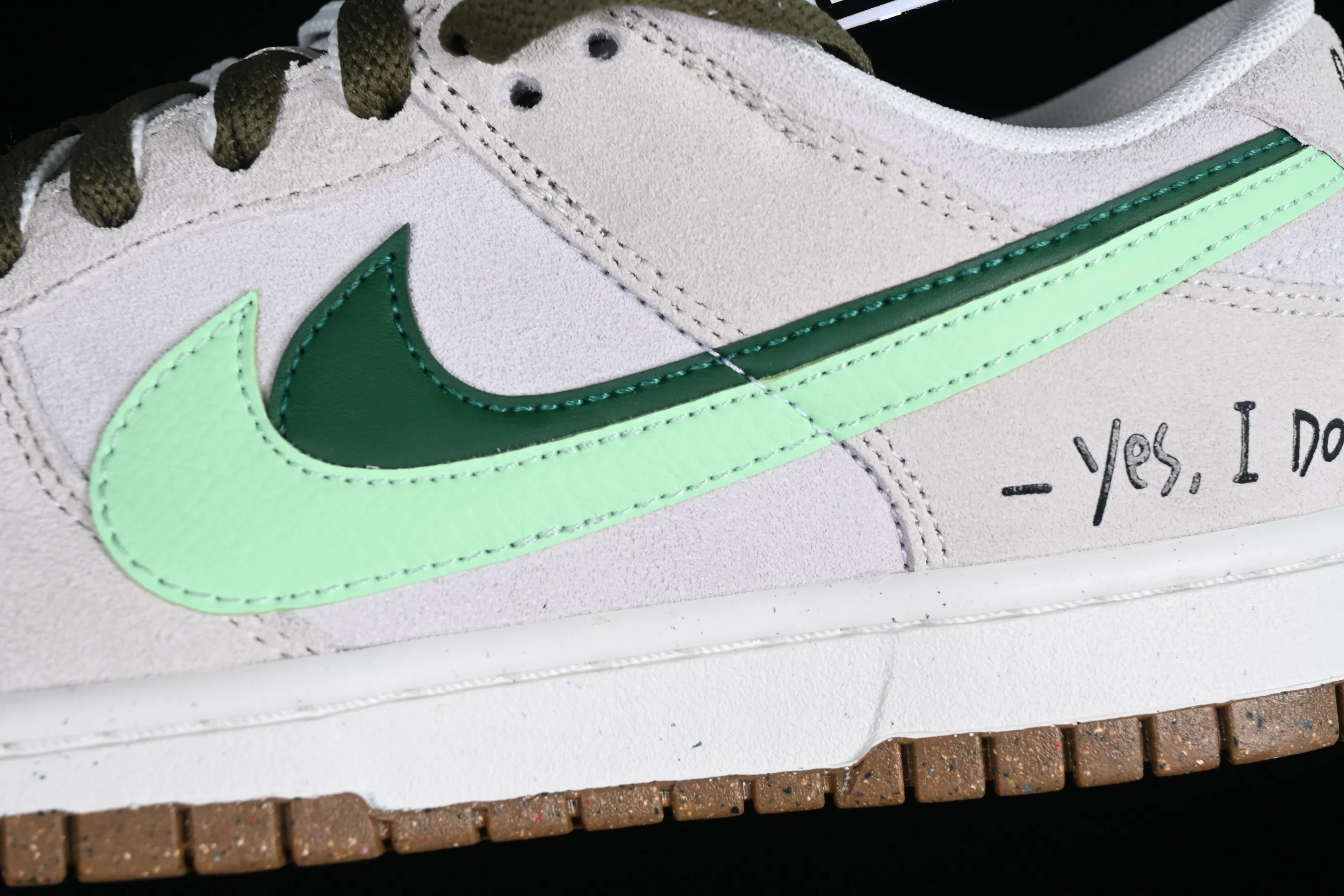 All categories Nk SB Dunk series Nk SB Dunk Low low-top sneakers Nk SB Dunk Low "85" grass green double hook SB low-top sports and leisure sneakers DO9457-141